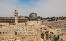 Sciiti e Sunniti: storia di una divisione Sciiti e Sunniti: storia di una divisione