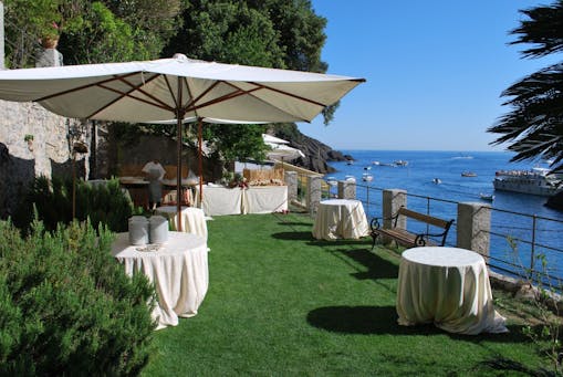 Wedding at San Fruttuoso Abbey | FAI - Fondo per l'Ambiente italiano