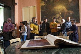 Volontaria a Palazzo Sormani, Milano