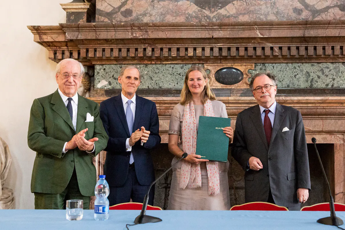 Firmato l'accordo quadro tra il FAI, il Museo del Louvre e la Société des Amis du Louvre Firmato l'accordo quadro tra il FAI, il Museo del Louvre e la Société des Amis du Louvre