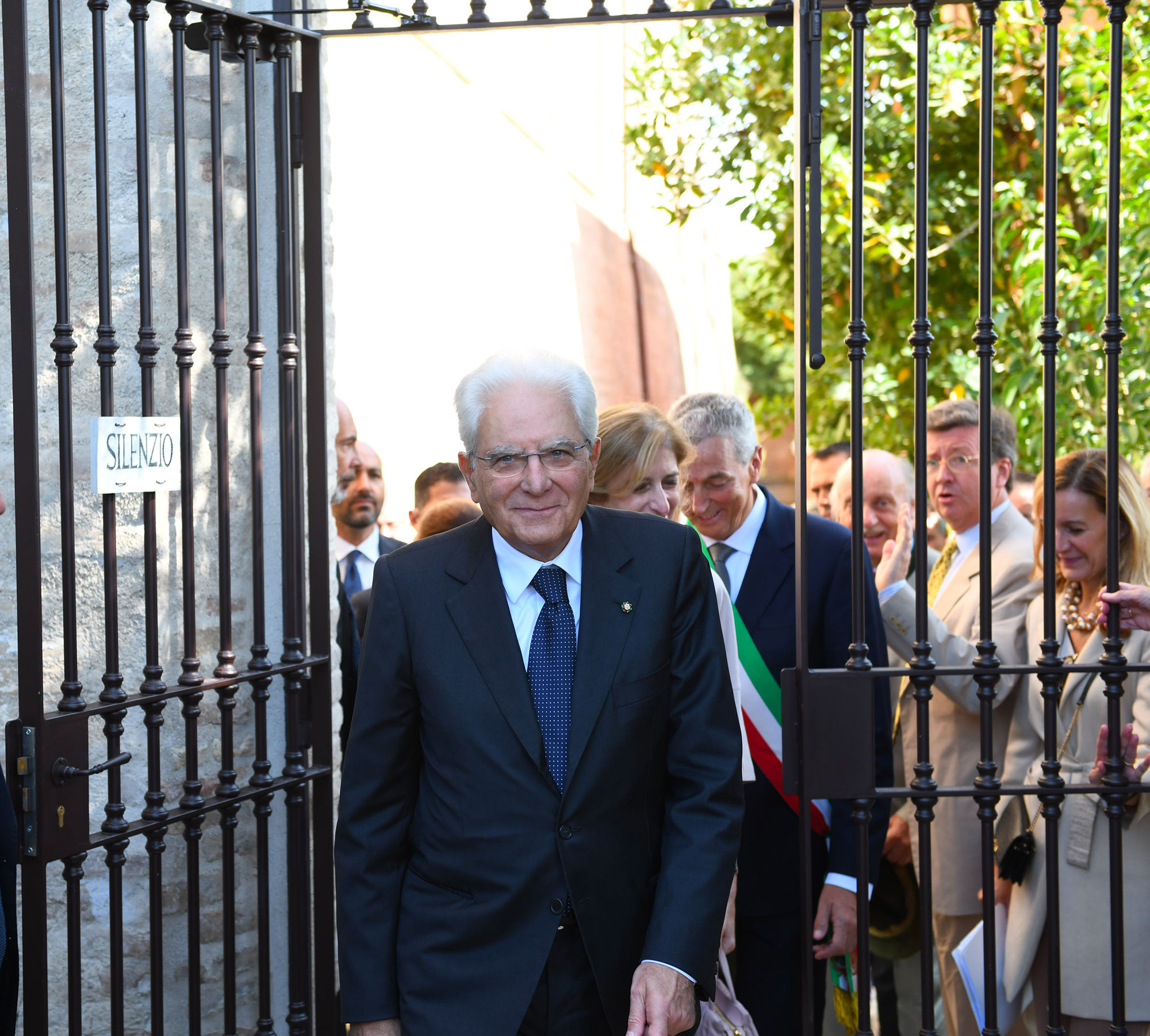 Il Presidente Mattarella apre le porte del primo Bene FAI nelle Marche: l’Orto sul Colle dell’Infinito