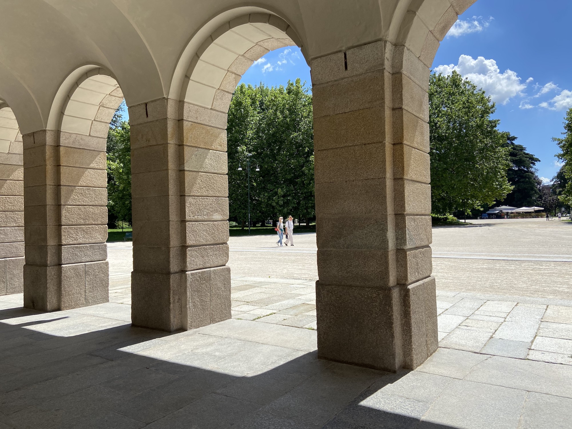 Strade olimpiche: parte da Palazzina Appiani la Milano-Tokyo con un'auto green