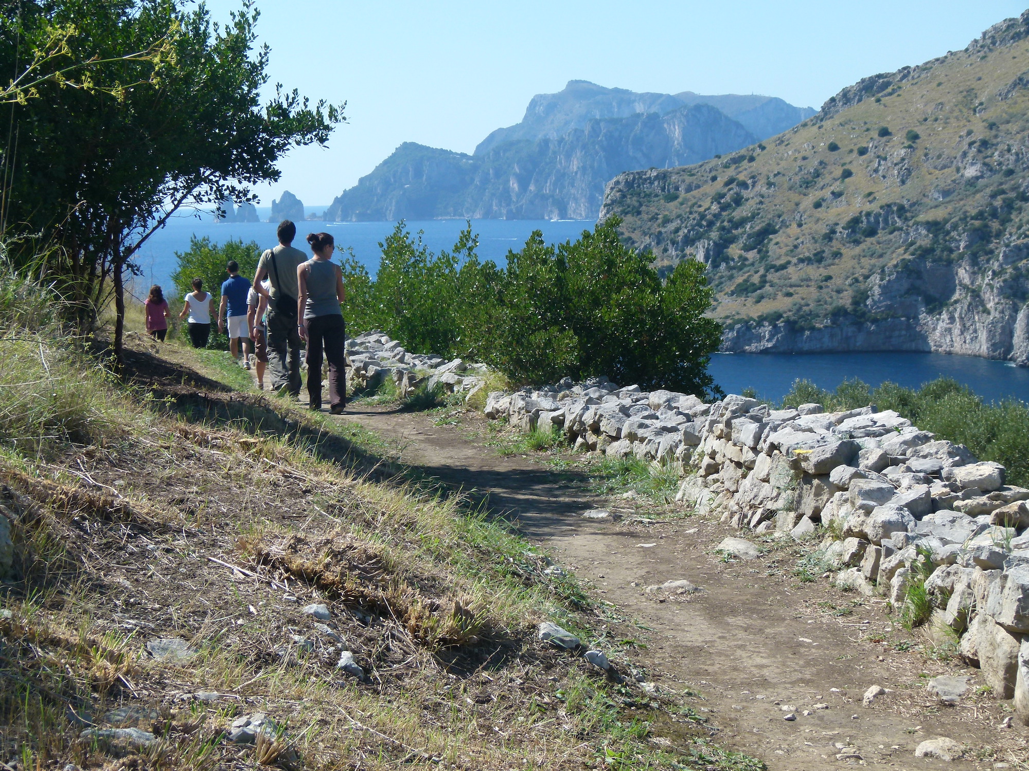 Dietro le quinte dei sentieri della Baia di Ieranto
