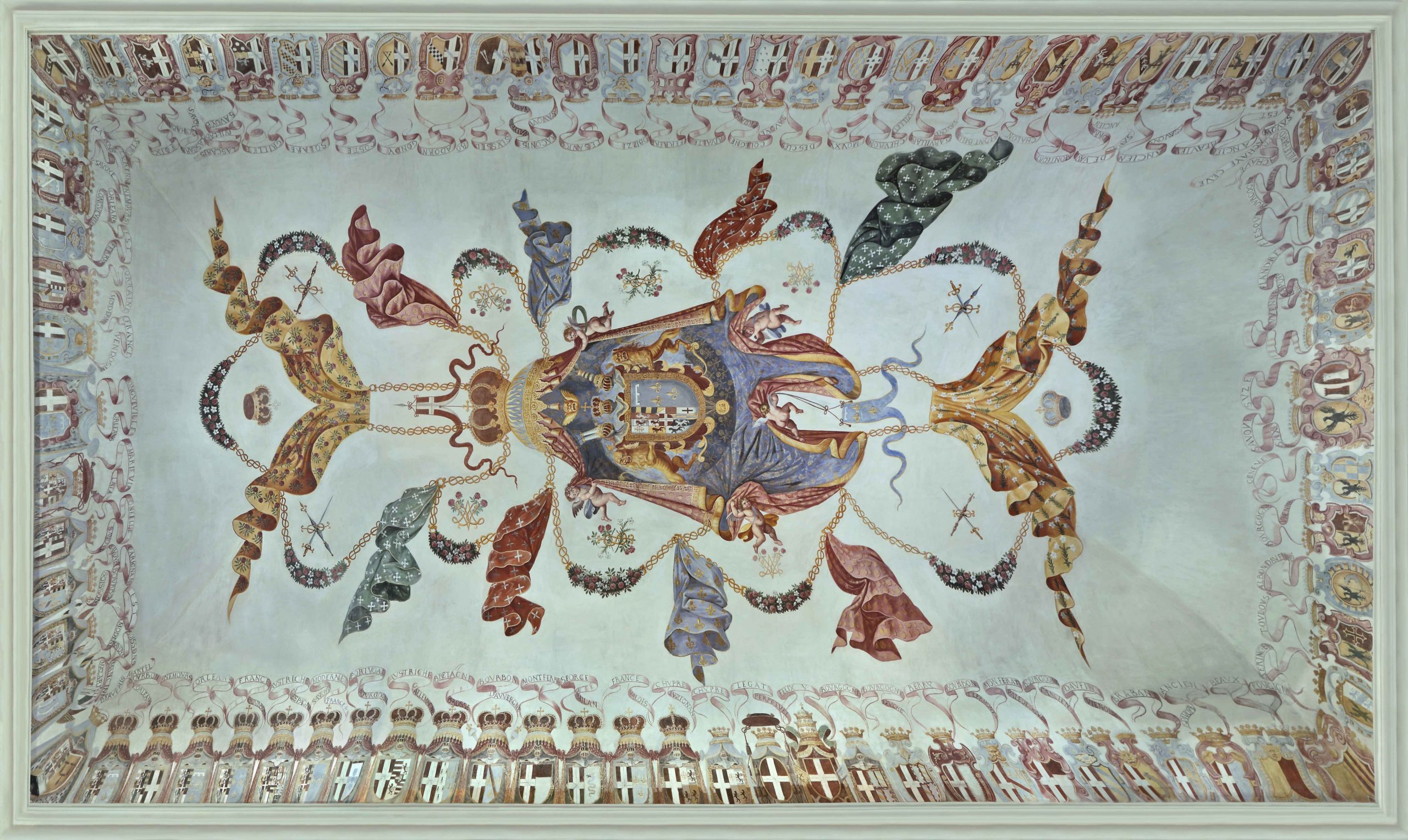 Gli affreschi del Salone dei Savoia riscoperti al Castello di Masino