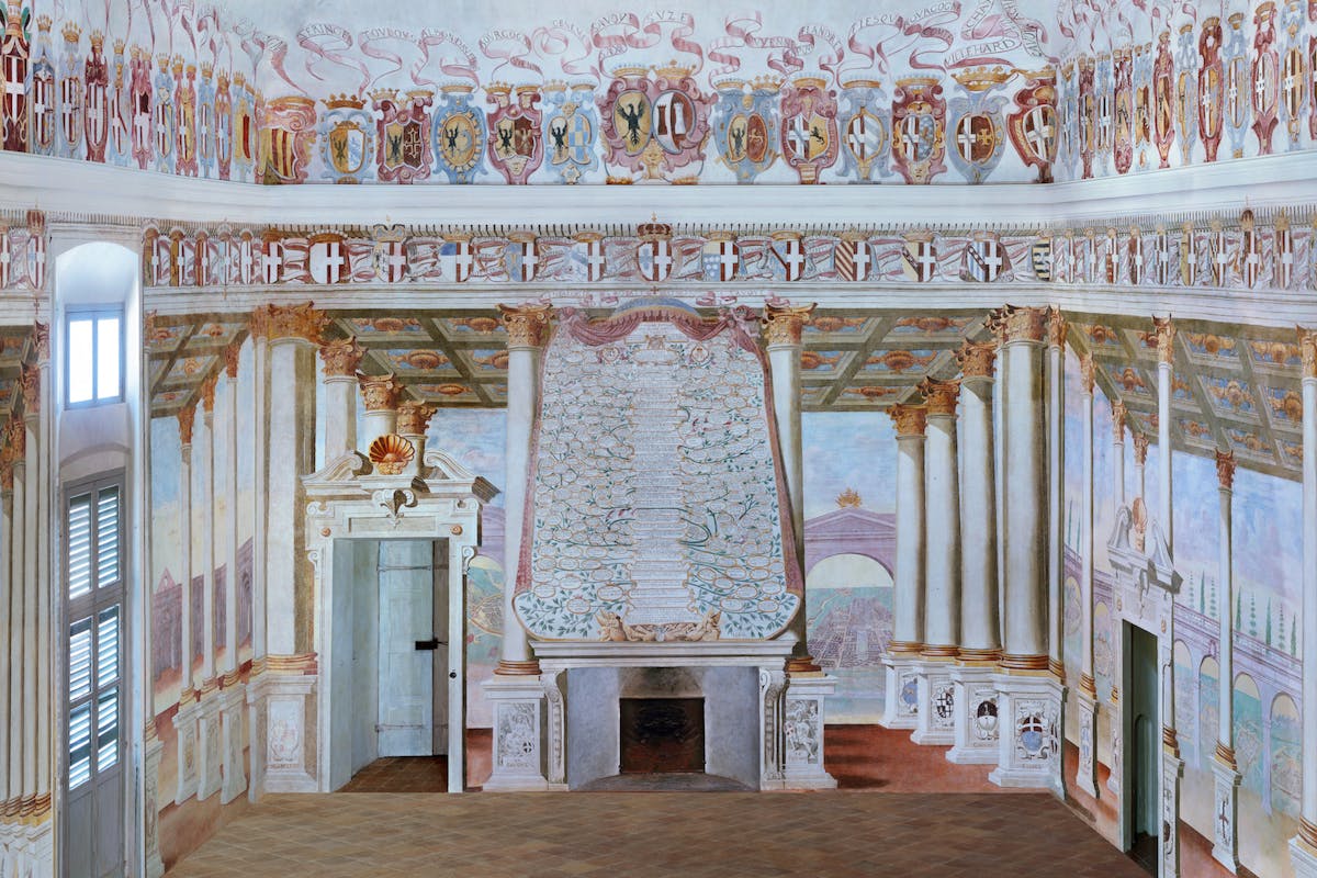 Salone dei Savoia: una storia secolare incancellabile Salone dei Savoia: una storia secolare incancellabile