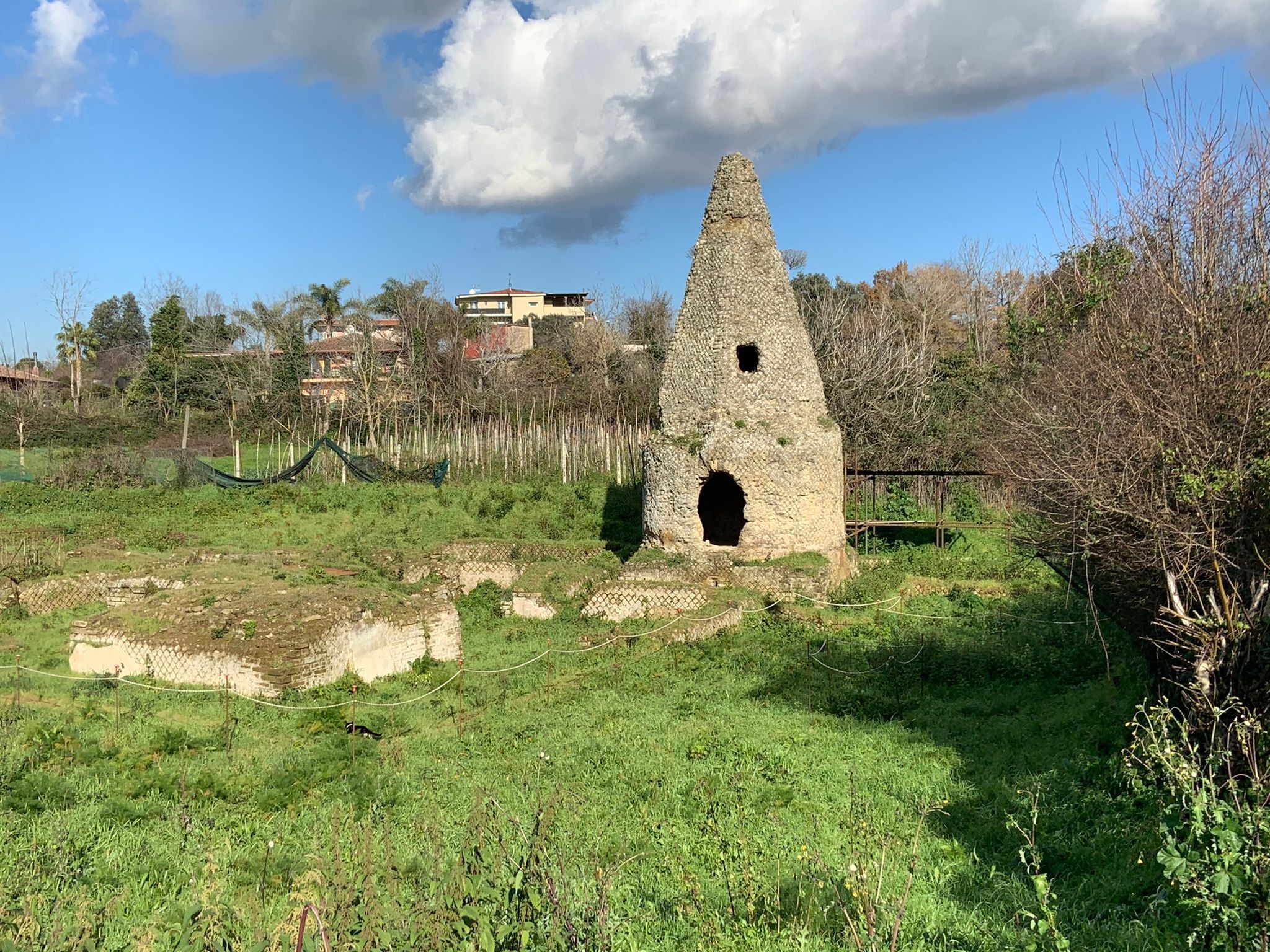 Il restauro del mausoleo a cuspide piramidale “La Fescina di Quarto”