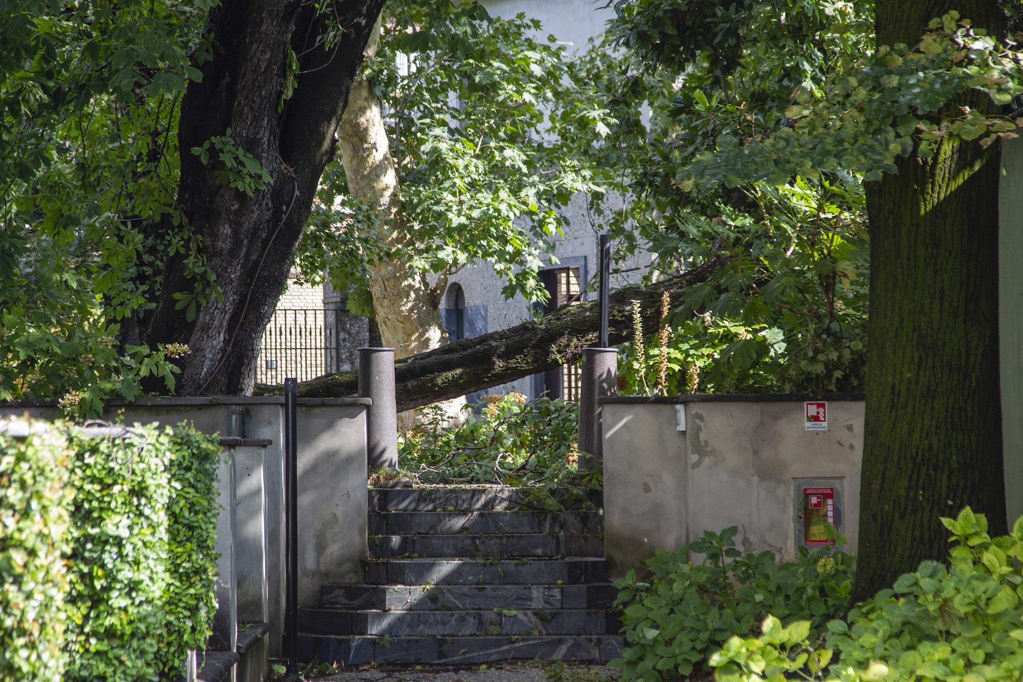 Danni a Villa Necchi: un nuovo monito sul clima
