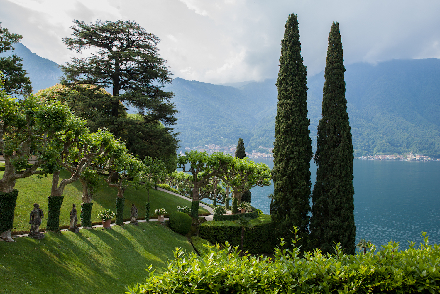 Nespresso a fianco del FAI per la cura del verde di Villa del Balbianello