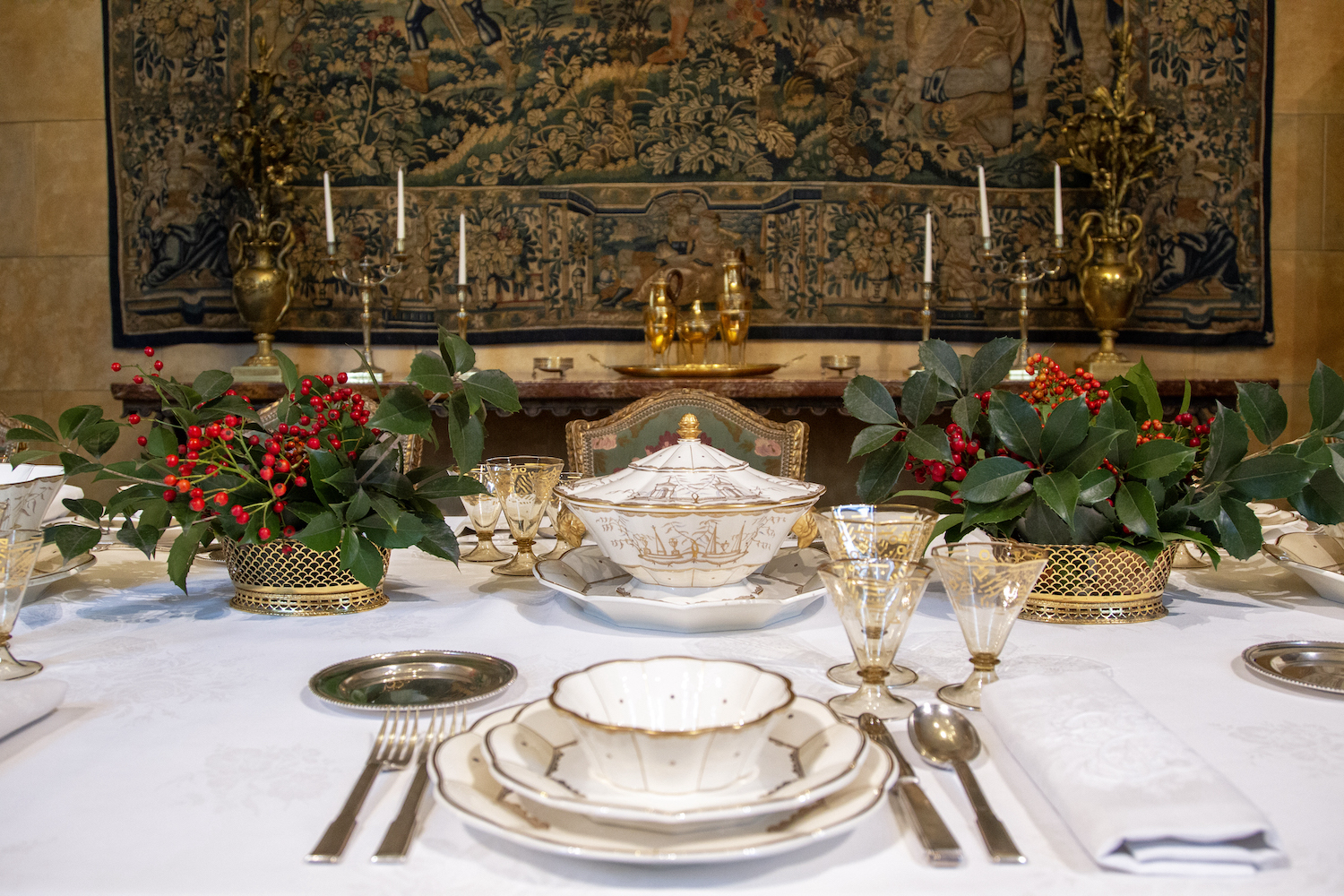 The Christmas table at Villa Necchi designed by Guido Andloviz