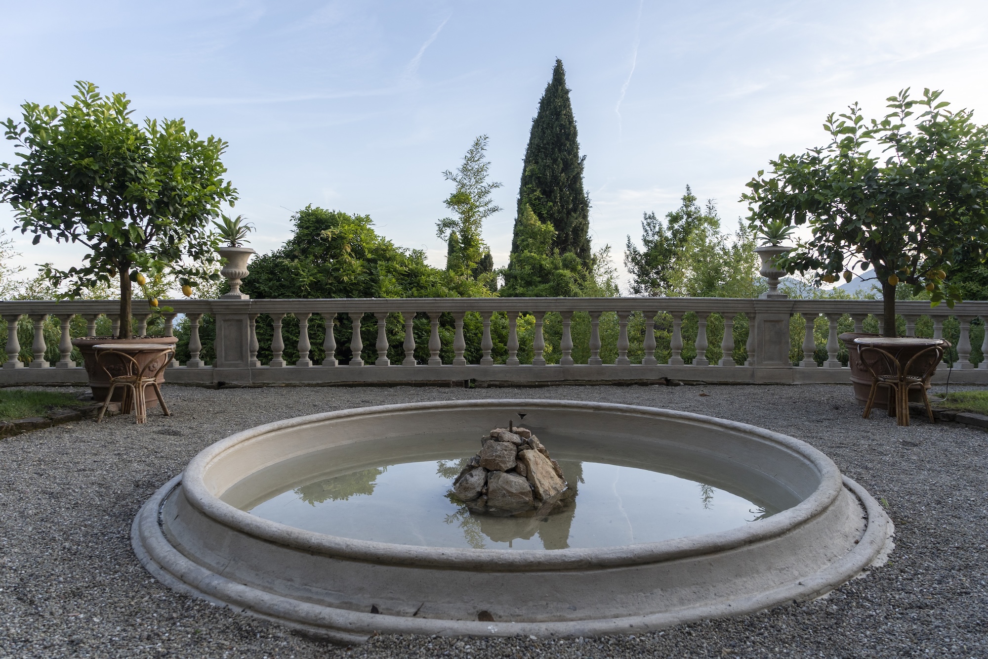 Con il 5x1000 rinasce la fontana del belvedere di Villa Rezzola