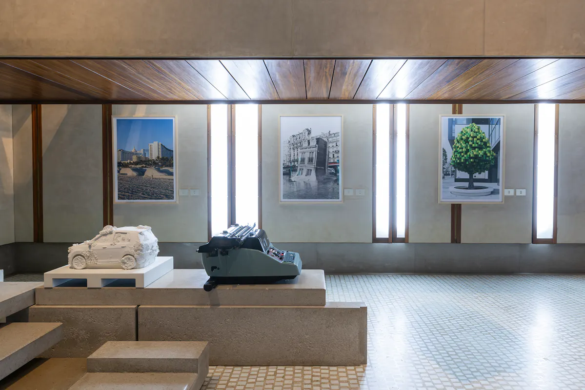Leandro Erlich: l’ibrido non è più un’eccezione, è la condizione dell’uomo contemporaneo Leandro Erlich: l’ibrido non è più un’eccezione, è la condizione dell’uomo contemporaneo